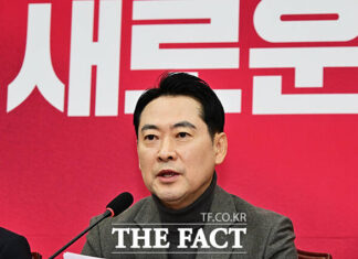 국힘 신임 윤리위원장 “정치적 책임도 함께 판단할 것” – 정치 | 기사