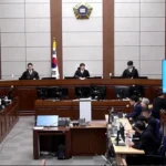 윤석열 구형 연기에…민주 “침대 재판 시전한 재판부 강력한 유감”