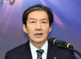 조국 “이언주 사회주의 공세는 국힘서 나올 색깔론…민주당 논쟁에 혁신당 활용하지 말라”