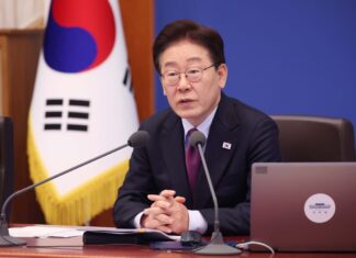 이 대통령 “보편적 인권 존중이 상식…국가 관계에도 역지사지”