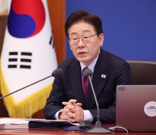 이 대통령 “보편적 인권 존중이 상식…국가 관계에도 역지사지”