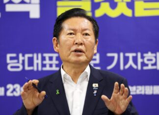 정청래 “JMS가 작은아버지? 신천지? 100% 가짜뉴스”-정치ㅣ한국일보