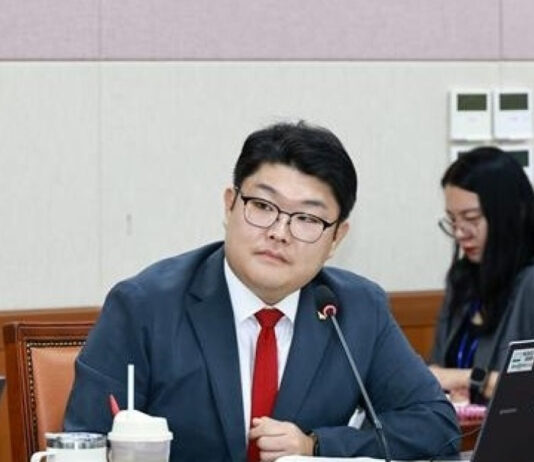 김해인재양성재단, 7000만 원 사업 7억 원으로 의결 ‘질타’