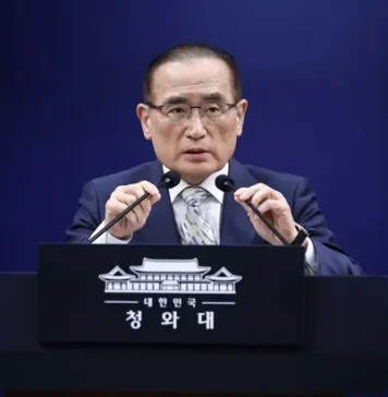 청와대 “호르무즈 파병, 정해진 건 없다…절차 따라 검토 중”